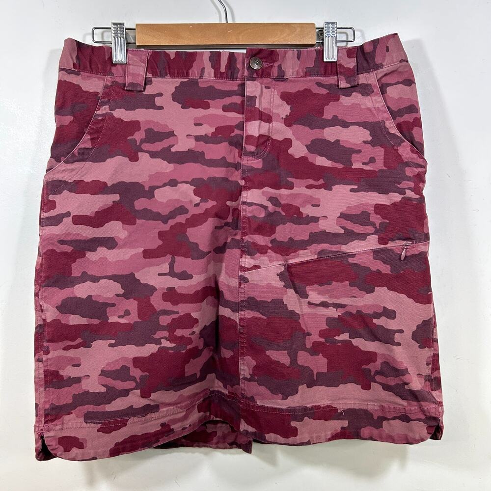 Duluth Trading Co Rootstock Gardening Skort pink & burgundy camouflage Size 12